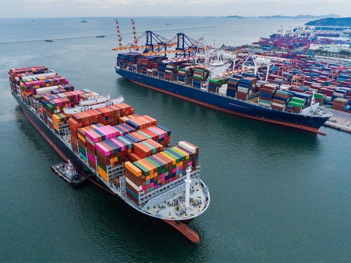 Tariffs-Trade-War-001